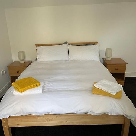 Newsagents Flat Appartement Lairg Buitenkant foto