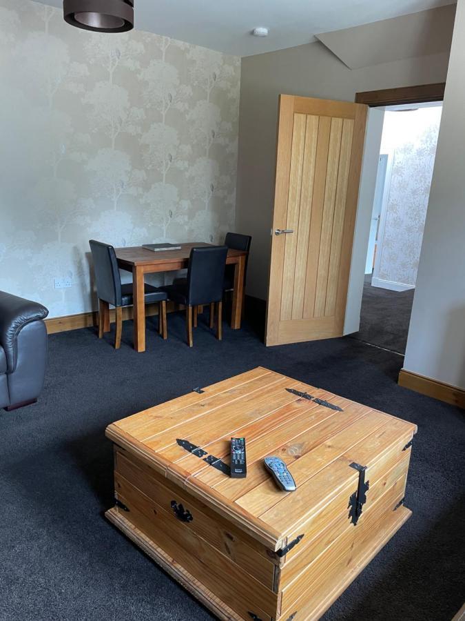 Newsagents Flat Appartement Lairg Buitenkant foto